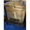 Image 3 : Rare Waterbury mantle clock ornate brass and wood accents