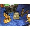 Image 5 : Various cast iron ornaments
