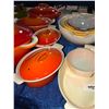 Image 4 : Full set of Pyrex 1950's, mixing bowls Fire King, cast and porcelain Belgum 1930's roaster, casserol