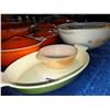Image 5 : Full set of Pyrex 1950's, mixing bowls Fire King, cast and porcelain Belgum 1930's roaster, casserol