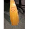 Image 2 : 2 canoe paddles