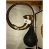 Image 2 : 2 very old Auto horns, Tomahawk sign
