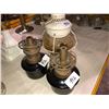 Image 1 : 3 small lanterns