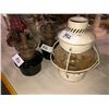 Image 2 : 3 small lanterns