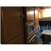 Image 8 : 2001 Dodge 2500 Raised Roof, Camper Van with air, tilt, cruise, including roof air conditioning, bat