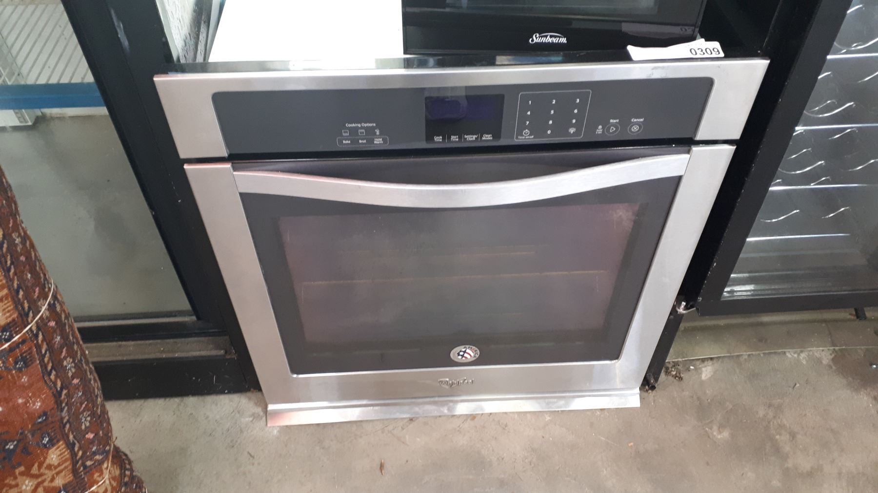 WHIRLPOOL BUILT IN OVEN WORKING Big Valley Auction Whirlpool built in oven working big valley auction