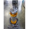 Image 2 : DYSON DC 25 BAGLESS VACUUM