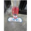 Image 2 : NEW DIRT DEVIL SPRAY MOP