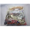 Image 2 : BAG OF JEWELLERY