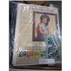 Image 3 : COFFEE TABLE BOOK AND DRONNE QUINTS COLLECTIBLES