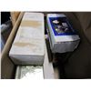 Image 2 : BOX OF COLLECTOR CARDS