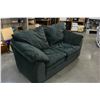 Image 2 : GREEN UPHOLSTERED LOVE SEAT