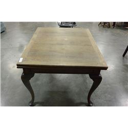 QUEEN ANNE OAK DRAW LEAF TABLE - AS IS