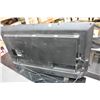 Image 2 : INSIGNIA 40 INCH TV