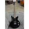 Image 1 : BLACK FIRST ACT GUITAR ELECTRIC