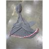 Image 3 : HAND KNITTED SHARK BLANKET