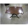 Image 1 : VINTAGE COFFEE TABLE