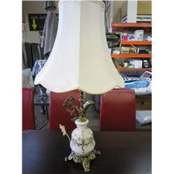 ANTIQUE BRASS AND GLASS LAMP AND WHITE AND BLUE FLOWERS LAMP VINTAGE