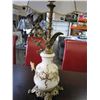 Image 2 : ANTIQUE BRASS AND GLASS LAMP AND WHITE AND BLUE FLOWERS LAMP VINTAGE