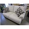 Image 2 : ASHLEY SIGNATURE CONTEMPORARY LOVESEAT WITH BRASS NAILHEAD AND THROW PILLOWS RETAIL $2499