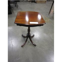 BAETZ BROTHERS PARLOUR TABLE