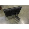 Image 2 : DYNEX 32" TV WITH MOUNT