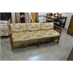 WALNUT DAY BED