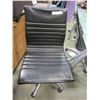Image 1 : BLACK LEATHER AND CHROME MODERN GAS LIFT OFFICE CHAIR