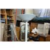Image 2 : WHITE FLOOR LAMP
