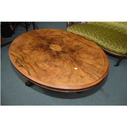 Antique Victorian matched grain burl walnut center pedestal tilt top loo table with inlaid center pa