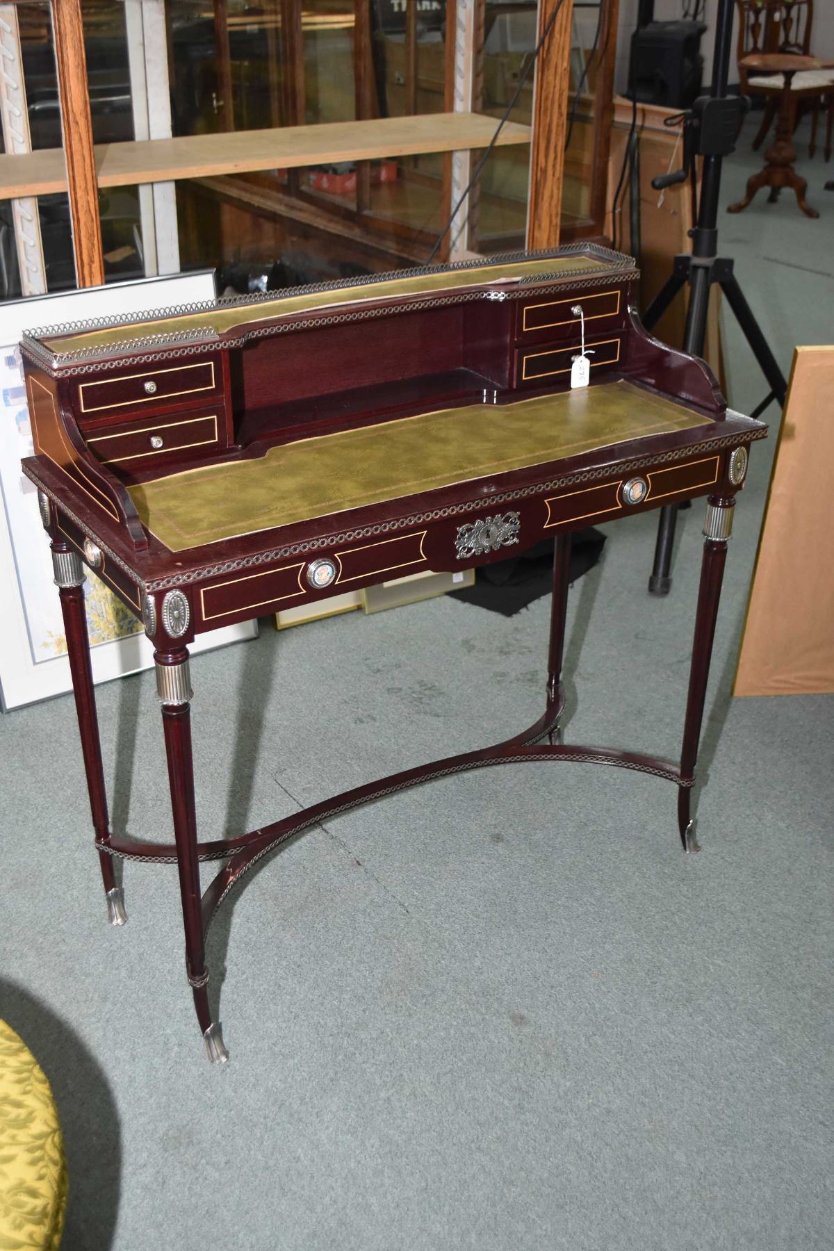 Antique Style French Ladies Delicate Writing Desk With Leather