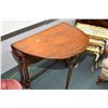 Image 2 : Antique gate leg table with bobbin supports and stretchers, fitted with original porcelain castors