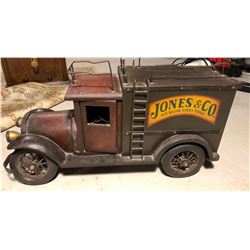 DECORATIVE WOOD & TIN ANTIQUE LOOK DELIVERY TRUCK