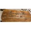 Image 1 : ANTIQUE, THE EMPRESS SHOE CRATE