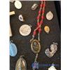 Image 6 : Religious Misc (Jewelry, Rosary, Medals, etc)