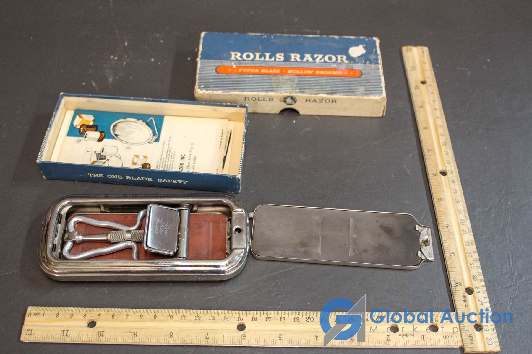 Vintage Rolls Razor with Original Box