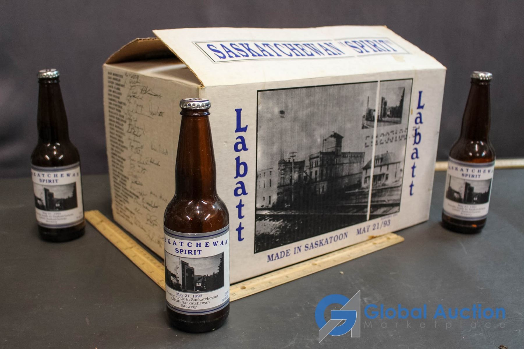 Labatt Saskatchewan Made Spirit Bottles W/ Box - May 21 /93