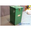 Image 2 : Coleman 325 Lantern & Metal Case