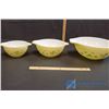 Image 1 : Pyrex Wintergreen 3 Nesting Bowls