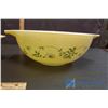 Image 2 : Pyrex Wintergreen 3 Nesting Bowls