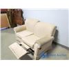 Image 2 : Ivory Love Seat