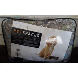 PET SPACES GUSSET PET PILLOW DOG BED