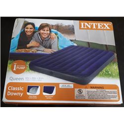 INTEX QUEEN SIZE AIR BED