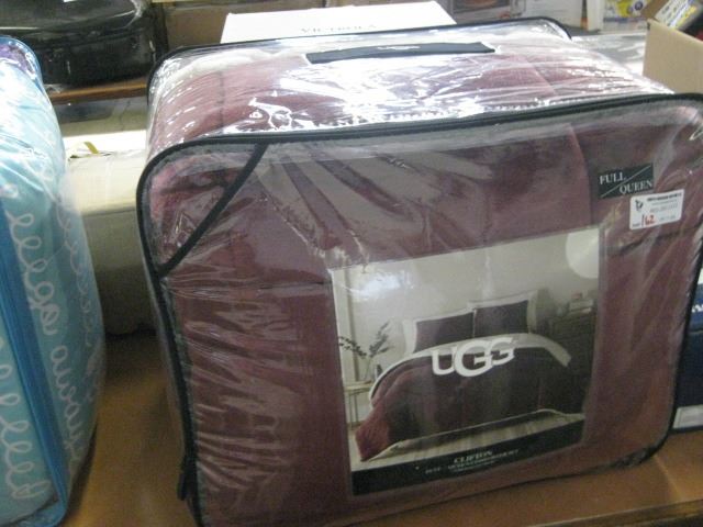 UGG FULL QUEEN CLIFTON COMFORTER SET - North American ...