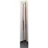 Image 1 : 2 Old Long Bows