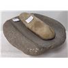 Image 1 : Metate & Mano Stone