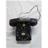 Image 1 : VINTAGE DIAL PHONE *BATTERY OPERATED*