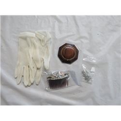 LADIES' DRESS GLOVES, COMPACT, EARRINGS, 2 HAIR COMBS