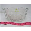 Image 2 : GLASS BOWL *W/4 LIPTON TEA ORNAMENTS*