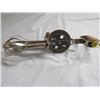 Image 9 : 3 VINTAGE EGG BEATERS